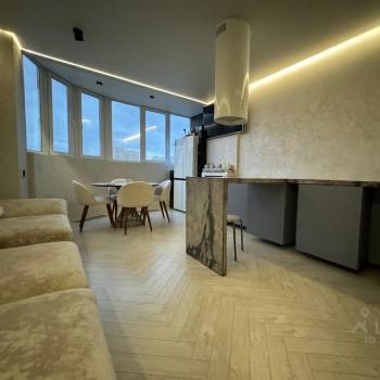 Продается 2-х комнатная квартира, 71 м²