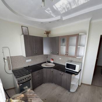 Сдается 1-комнатная квартира, 40 м²