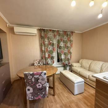 Сдается Многокомнатная квартира, 79,7 м²