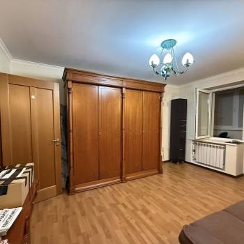 Сдается Многокомнатная квартира, 79,7 м²