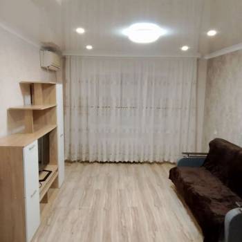 Сдается Многокомнатная квартира, 65 м²