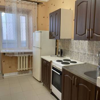 Сдается 1-комнатная квартира, 50 м²