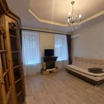 Сдается Многокомнатная квартира, 80 м²
