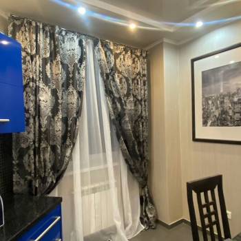 Сдается Многокомнатная квартира, 60 м²