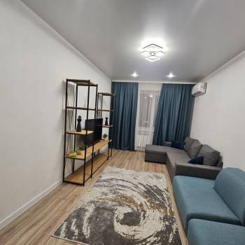 Сдается Многокомнатная квартира, 80 м²