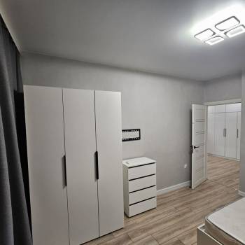 Сдается Многокомнатная квартира, 80 м²