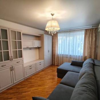 Сдается Многокомнатная квартира, 65 м²