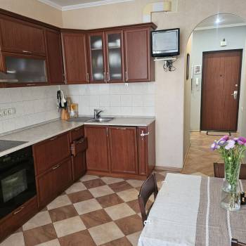 Продается 2-х комнатная квартира, 70 м²