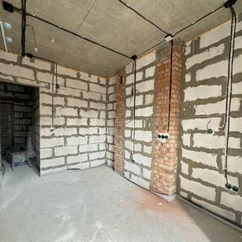 Продается 1-комнатная квартира, 43 м²