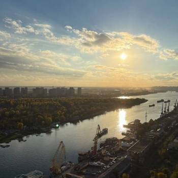 Продается 1-комнатная квартира, 42 м²