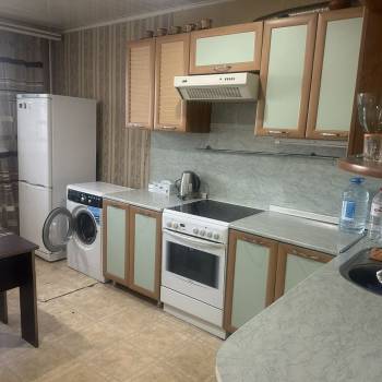 Сдается Многокомнатная квартира, 95 м²