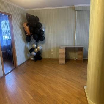 Сдается Многокомнатная квартира, 95 м²