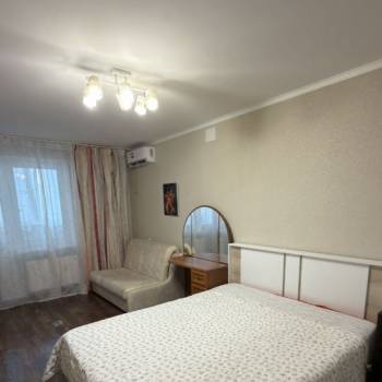 Сдается 1-комнатная квартира, 39 м²