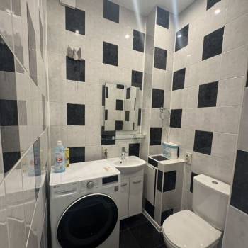 Сдается 2-х комнатная квартира, 80 м²