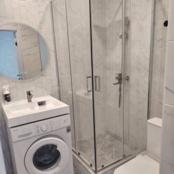 Продается 1-комнатная квартира, 42 м²