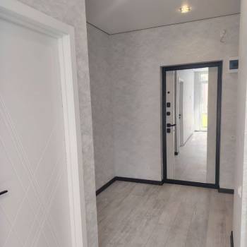 Продается 1-комнатная квартира, 42 м²