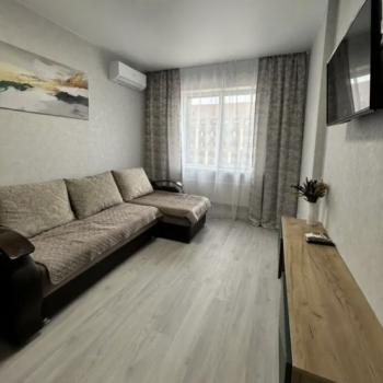 Сдается 1-комнатная квартира, 37 м²