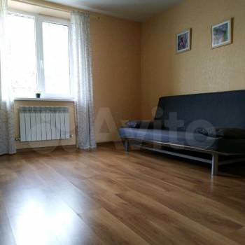 Сдается 1-комнатная квартира, 42 м²