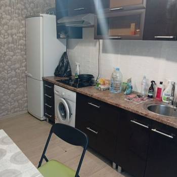 Сдается Многокомнатная квартира, 80 м²