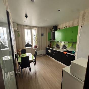 Сдается 2-х комнатная квартира, 55 м²