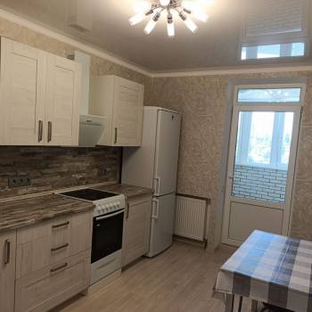 Продается 1-комнатная квартира, 47 м²