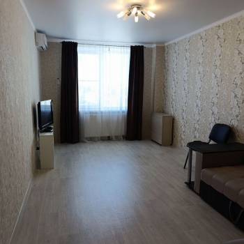Продается 1-комнатная квартира, 47 м²