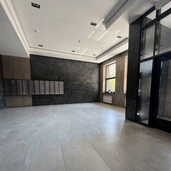 Продается Многокомнатная квартира, 110 м²