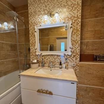 Продается 2-х комнатная квартира, 70 м²