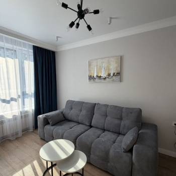 Сдается 1-комнатная квартира, 43 м²