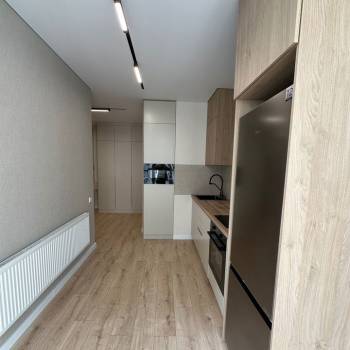 Продается 1-комнатная квартира, 35 м²