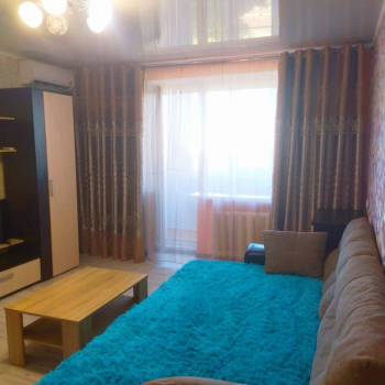 Продается 1-комнатная квартира, 42 м²
