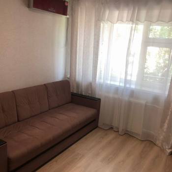 Продается 1-комнатная квартира, 18 м²