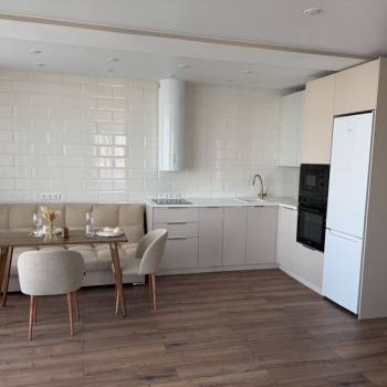 Сдается 1-комнатная квартира, 66 м²