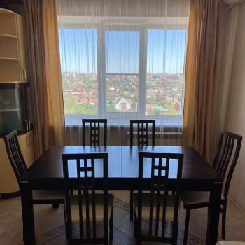 Продается 2-х комнатная квартира, 72,7 м²