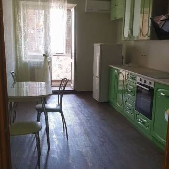 Сдается 2-х комнатная квартира, 70 м²