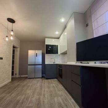 Продается 3-х комнатная квартира, 80 м²