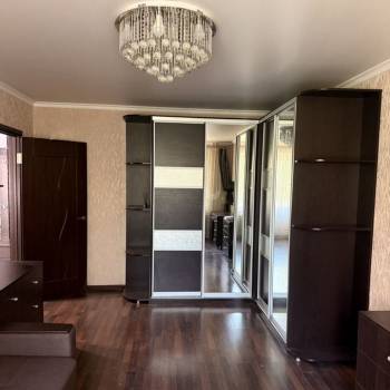Продается 1-комнатная квартира, 39 м²