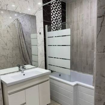 Сдается 1-комнатная квартира, 49 м²