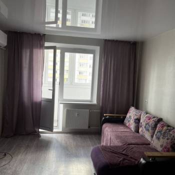 Сдается 1-комнатная квартира, 37 м²