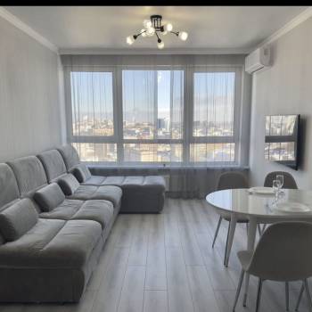 Сдается 2-х комнатная квартира, 65 м²