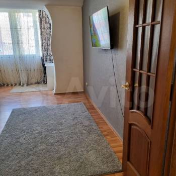 Сдается 2-х комнатная квартира, 65 м²