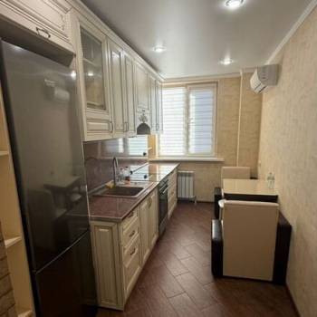 Сдается 2-х комнатная квартира, 60 м²