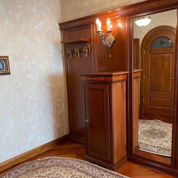 Сдается 2-х комнатная квартира, 104 м²