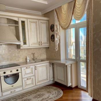 Сдается 2-х комнатная квартира, 104 м²