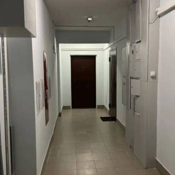 Продается 1-комнатная квартира, 36 м²
