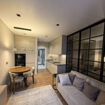 Продается 1-комнатная квартира, 36 м²