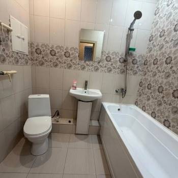 Продается 1-комнатная квартира, 38 м²