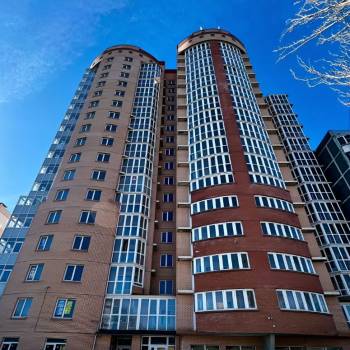 Продается 2-х комнатная квартира, 77,9 м²