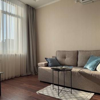 Сдается 1-комнатная квартира, 40 м²