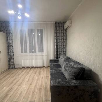 Сдается 1-комнатная квартира, 36 м²